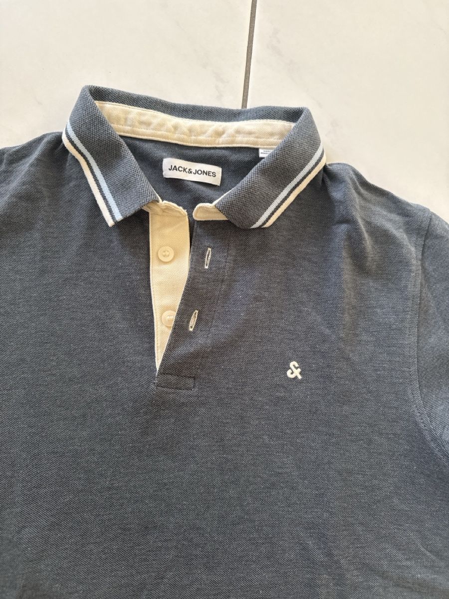 Polo-Shirts: Poloshirt Gr L Jack&Jones – Gebraucht aus Zell ZH von Guffos 1