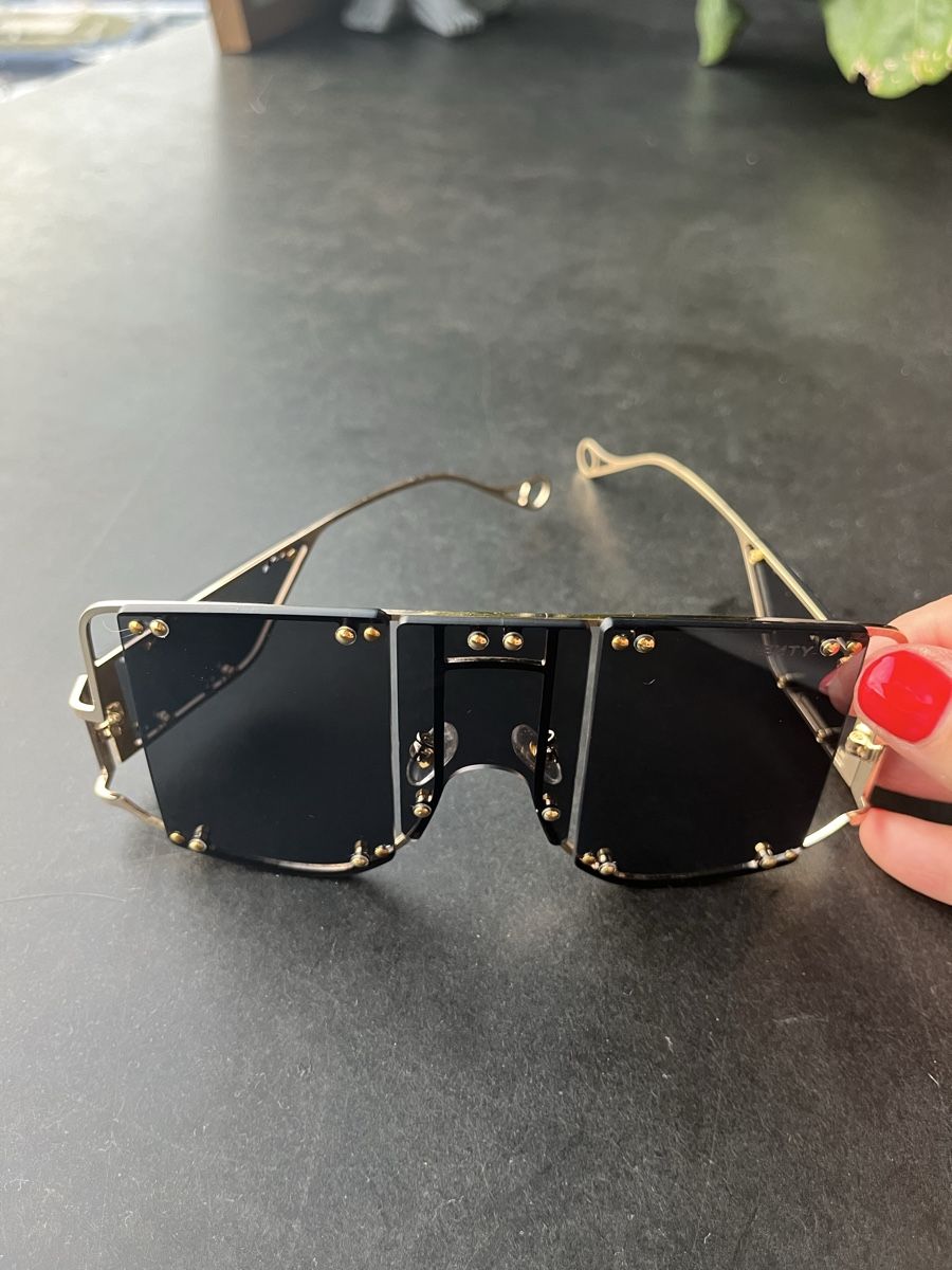 Occhiali & Lenti: Coole Sonnenbrille ! – Usato da Oberengstringen venduto da Baby_Fashion 3