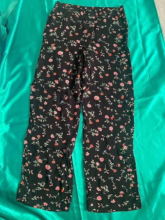 Pantaloni: GANNI, Sommerhose 36 – Usato da St. Gallen venduto da Konstanza