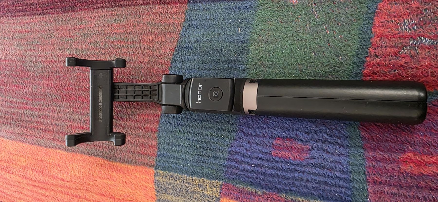 Huawei Staffe: Honor Huawei Selfie Stick mit Stativ – Nuovo (secondo la descrizione) da Nuglar venduto da Danivenividiundeasy