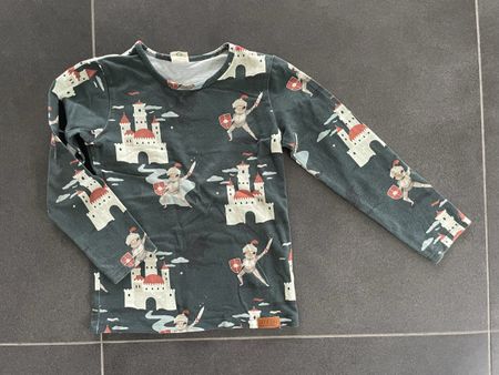 Pullover / Shirt langarm Gr. 116 Müsli Ritter