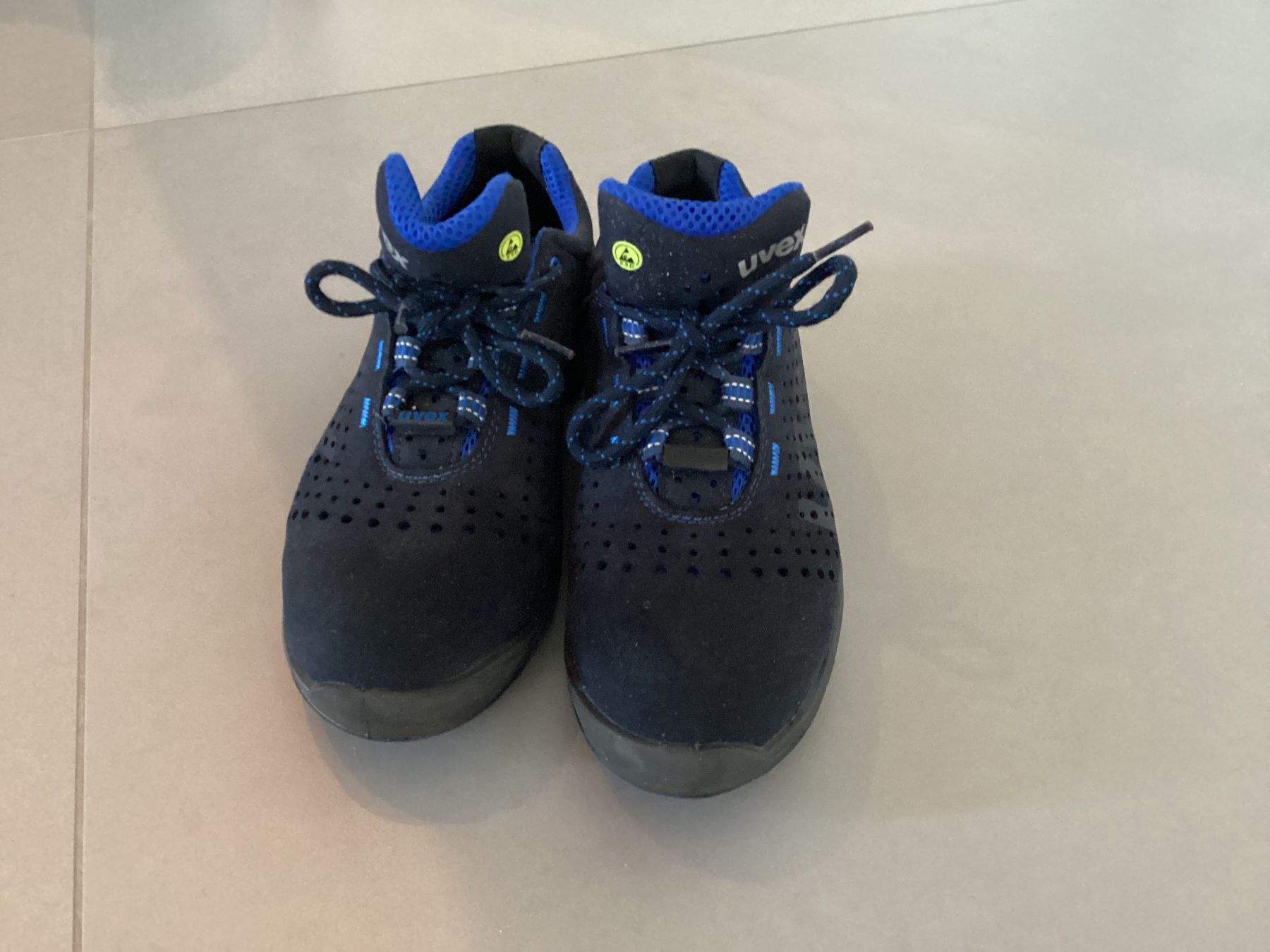 Scarpe da uomo: UVEX Sicherheitsschuhe – Usato da Dachsen venduto da Achohberg 3