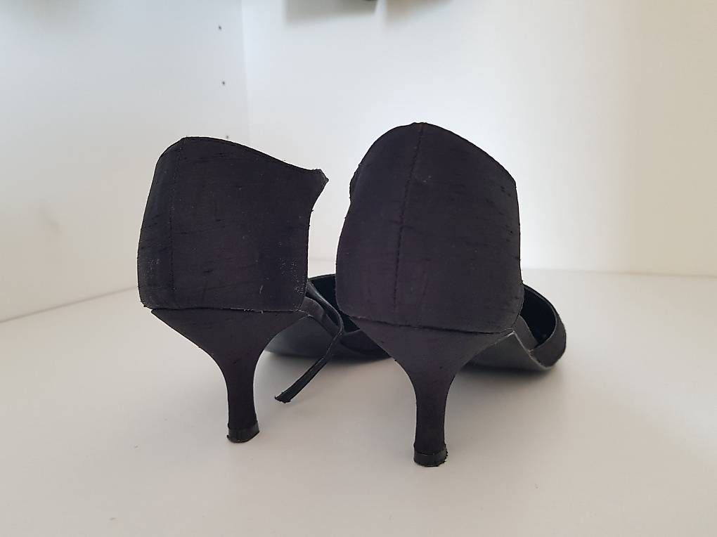 Chaussures femmes: Eleganter Abendschuh Gr. 41 – D'occasion à Rümlang par ButterflyValve 2