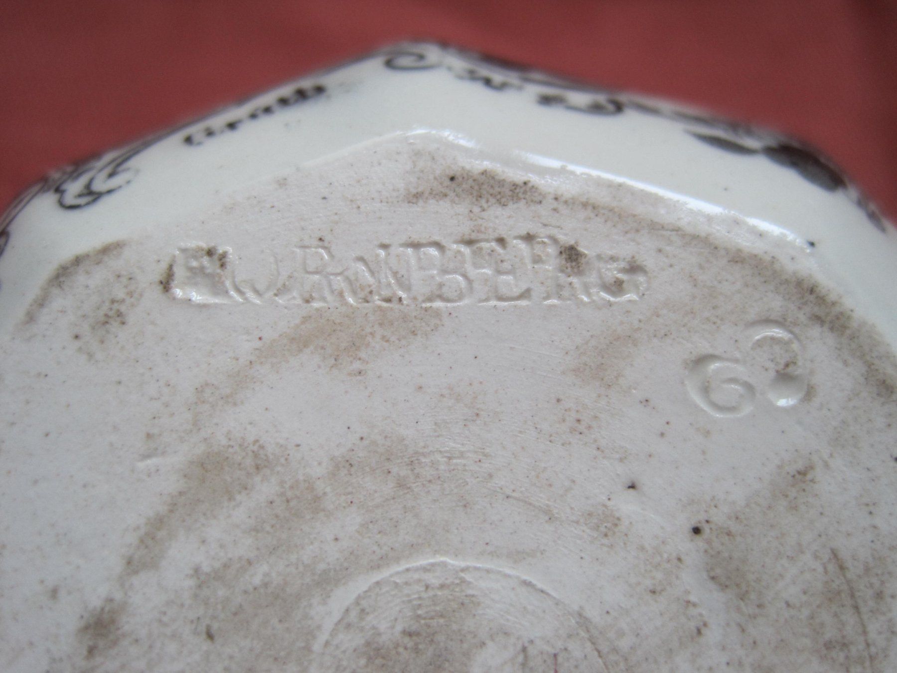 Zuccheriere: SCHRAMBERG - Keramik: antike Zuckerdose mit Deckel – Usato da Grub AR venduto da Kafisieb 8