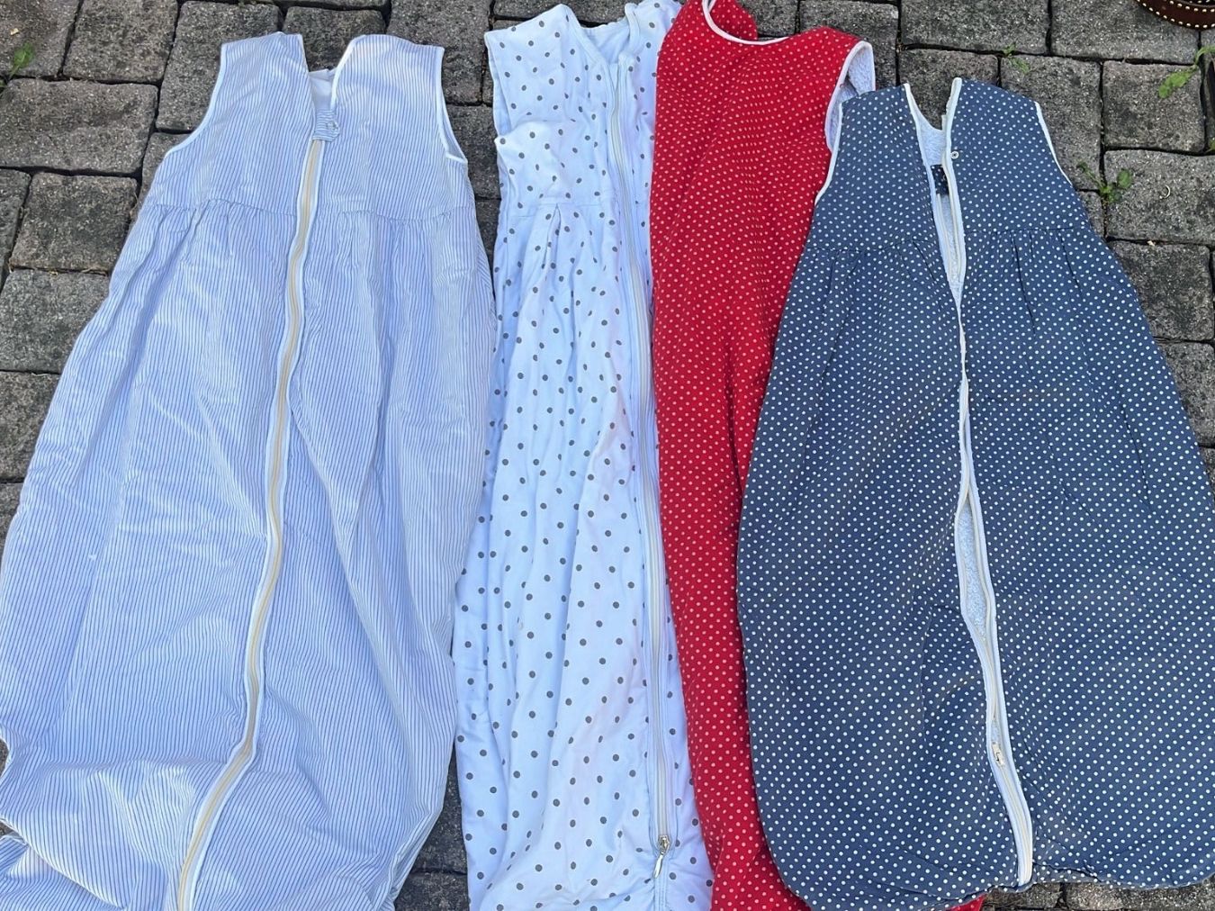 Sacchi a pelo: 4 Schlafsäcke für Babys/Kinder – Usato da Münchenstein venduto da sil_h6c9