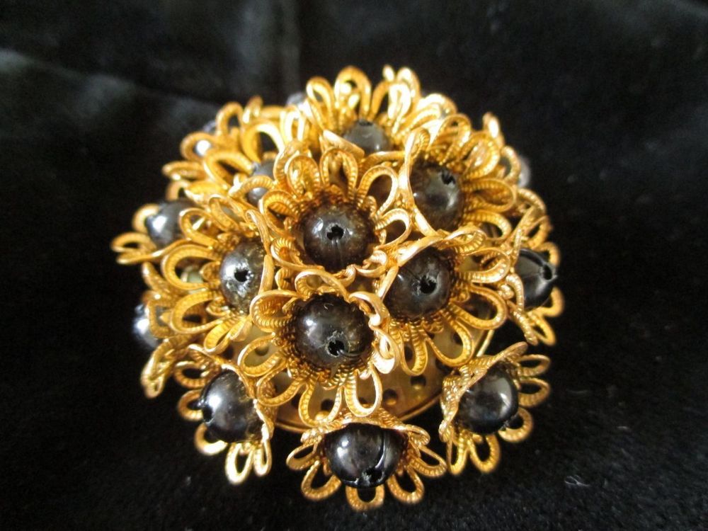 Brosche mit Gablonzer Eckartina Elementen (Gebraucht) in ...