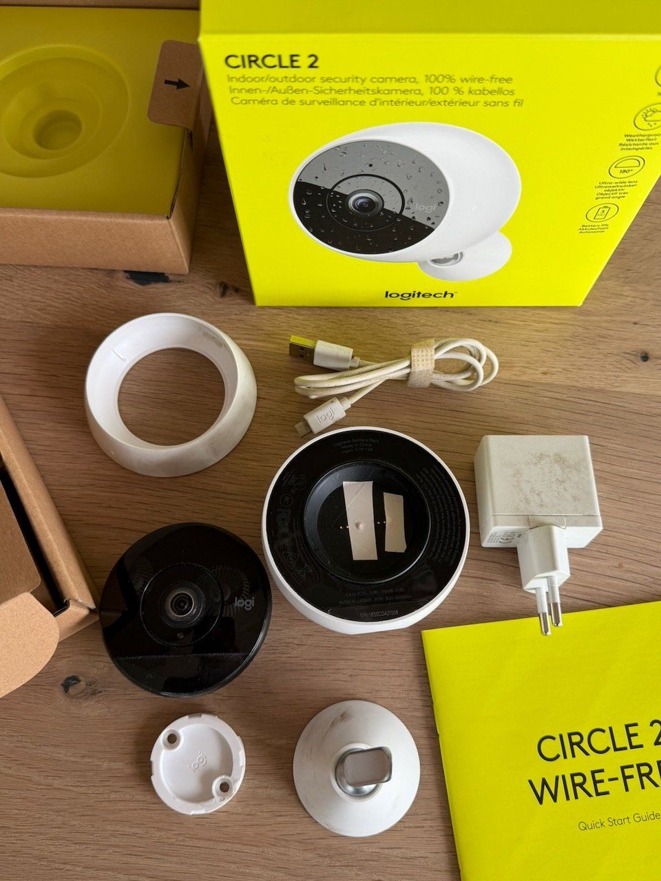 Sistemi d'allarme: Logitech Circle 2 Homekit Überwachungskamera – Usato da Gebenstorf venduto da doomedsardines 1