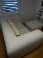 IKEA STOCKHOLM 2025 2er-Sofa + Pouf, Djurmo grau/weiss