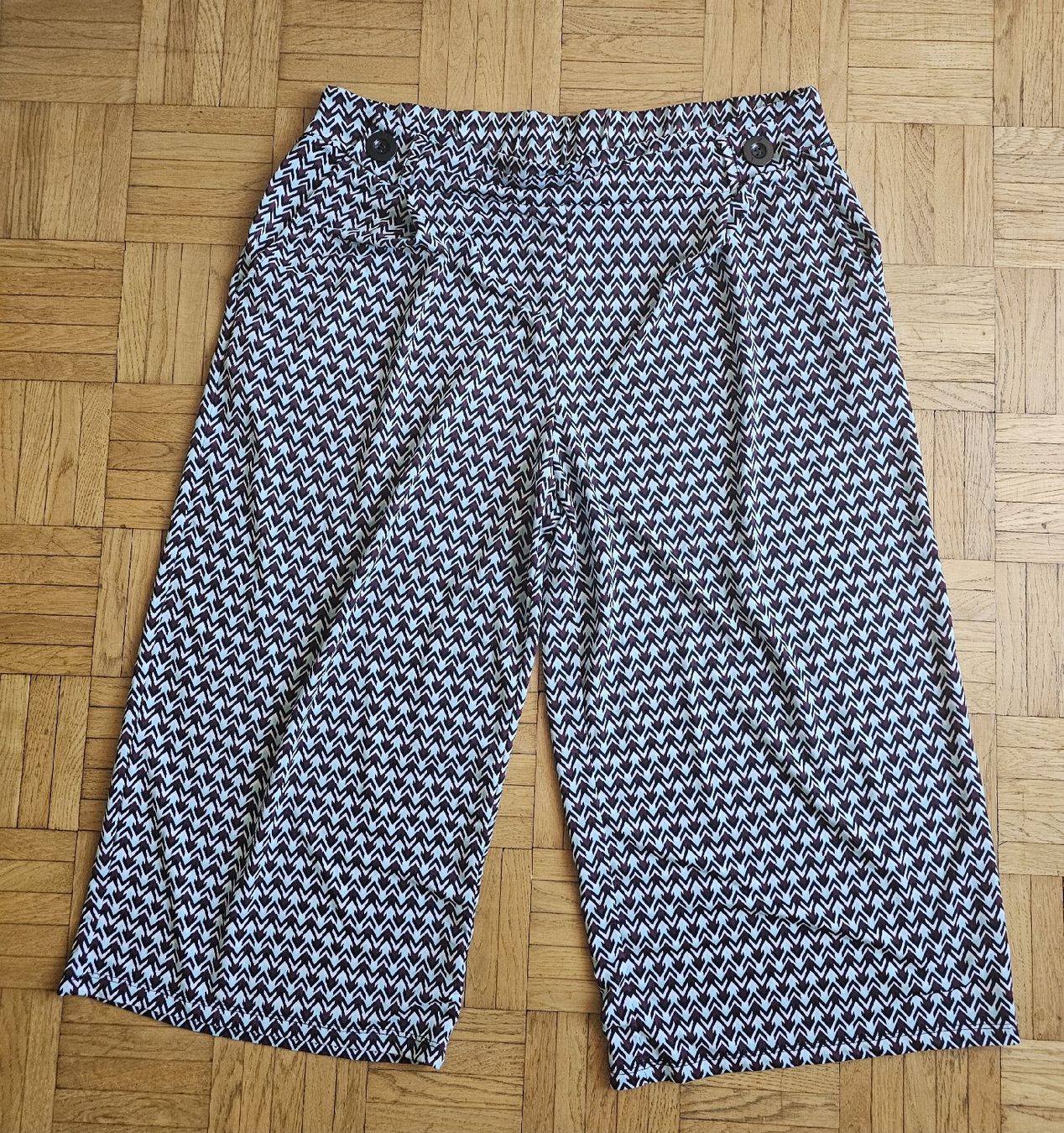 Buffalo Pantaloni: Flowy culottes from Buffalo size 46 – Usato da Zürich venduto da Ada2