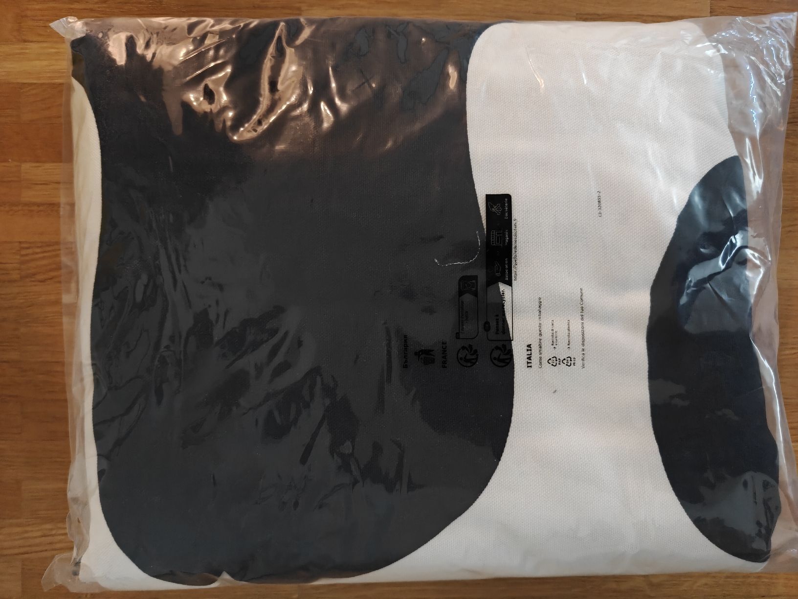 Tessuti: IKEA KLIPPAN 2er-Sofa Bezug – Nuovo e nell'imballaggio originale da Hinwil venduto da luk_dfz7 1