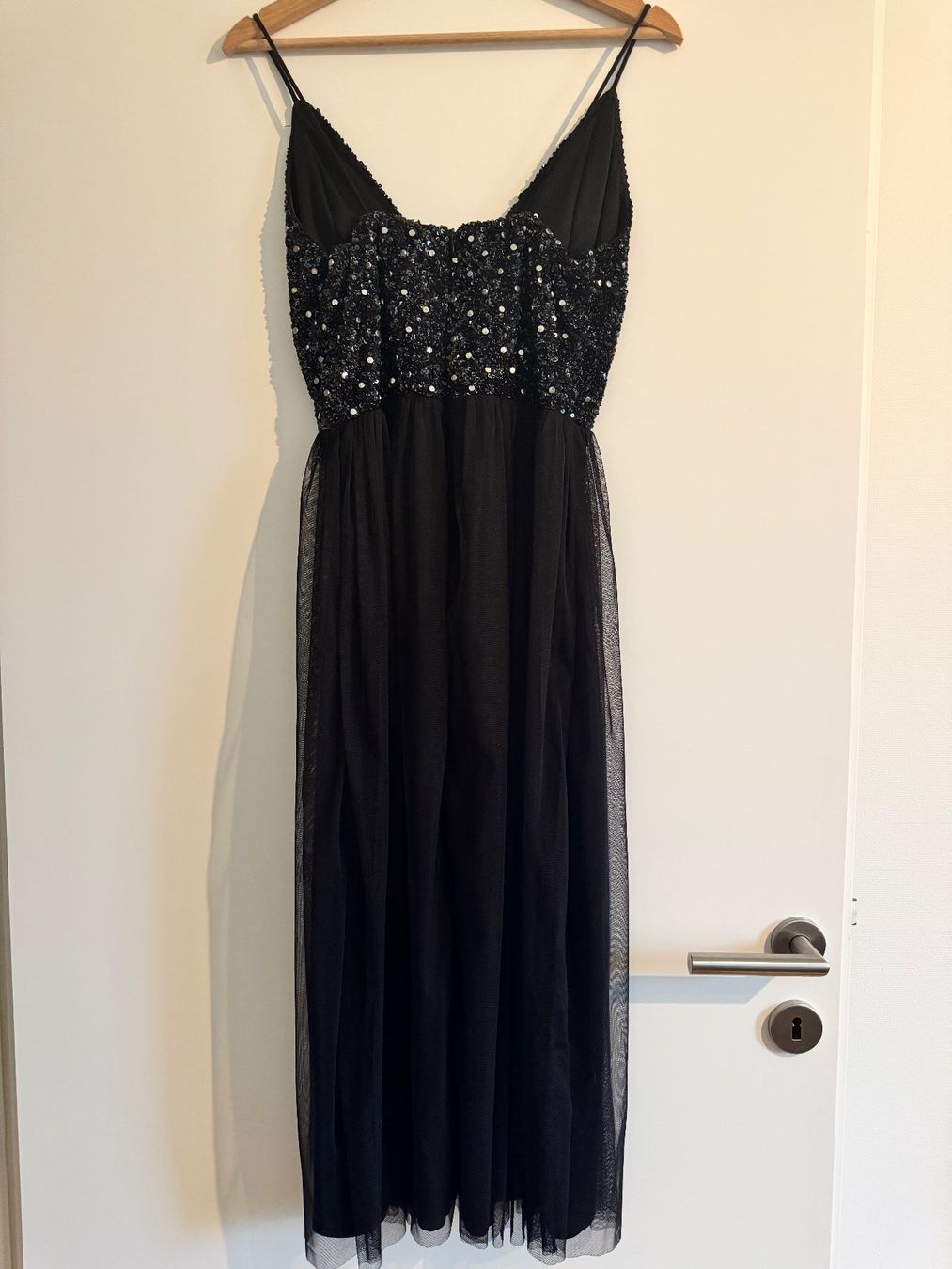 Kleider: Festkleid/ Paillettenkleid, Gr. M – Gebraucht aus St. Gallen von nikolasbong 1
