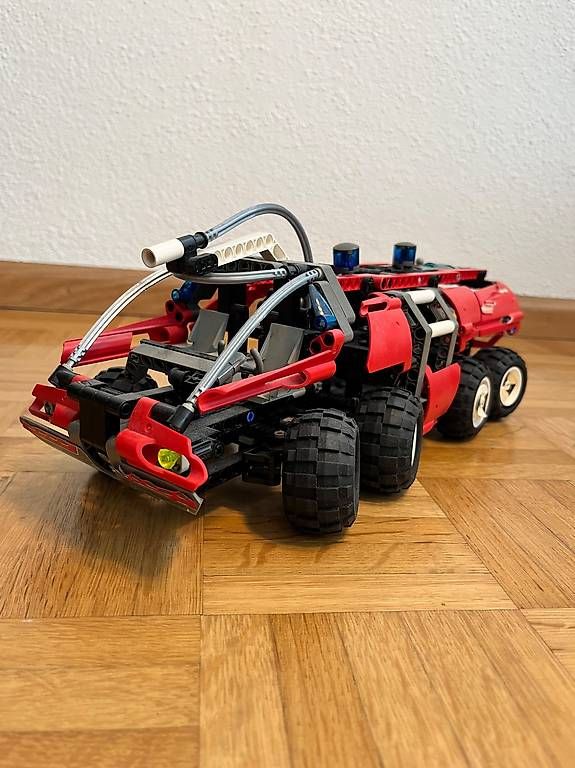 Giocattoli: Lego Technic Feuerwehrauto – Usato da Bassersdorf venduto da Anp7902