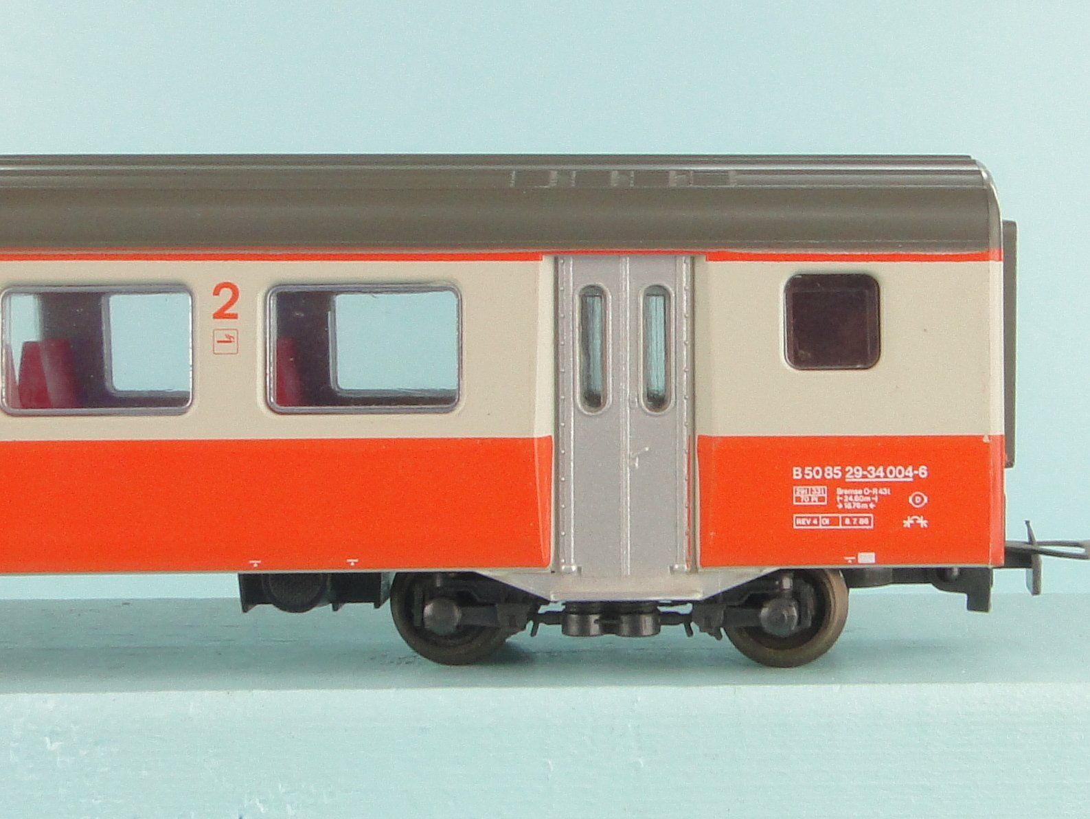 Liliput Modellini di ferrovie: Liliput SBB Swiss Express 2 Kl. – Usato da Bülach venduto da cann11