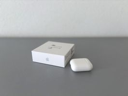 Apple AirPods 2 mit Ladecase kabellose Kopfhörer Handy