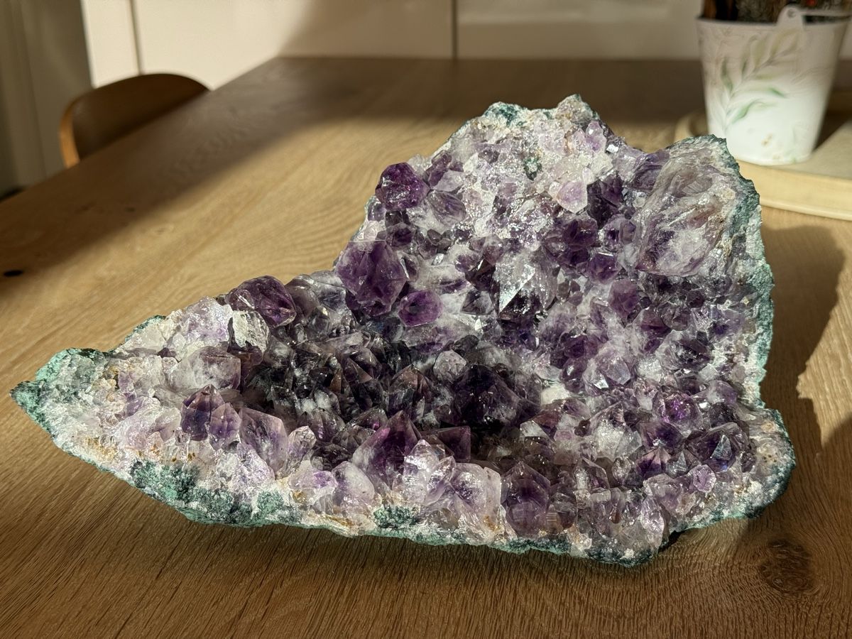Minerali & Pietre curative: Druse améthyste pierre mineraux geode – Usato da Fleurier venduto da salar
