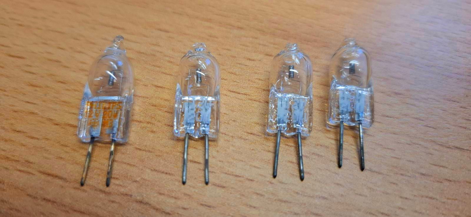 Lampade: 1 Halogen Spot 20W, G4 – Usato da Mettmenstetten venduto da Tschaebis