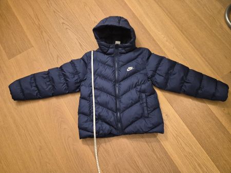 Nike warme, dicke Winterjacke 147-158 für Jungen