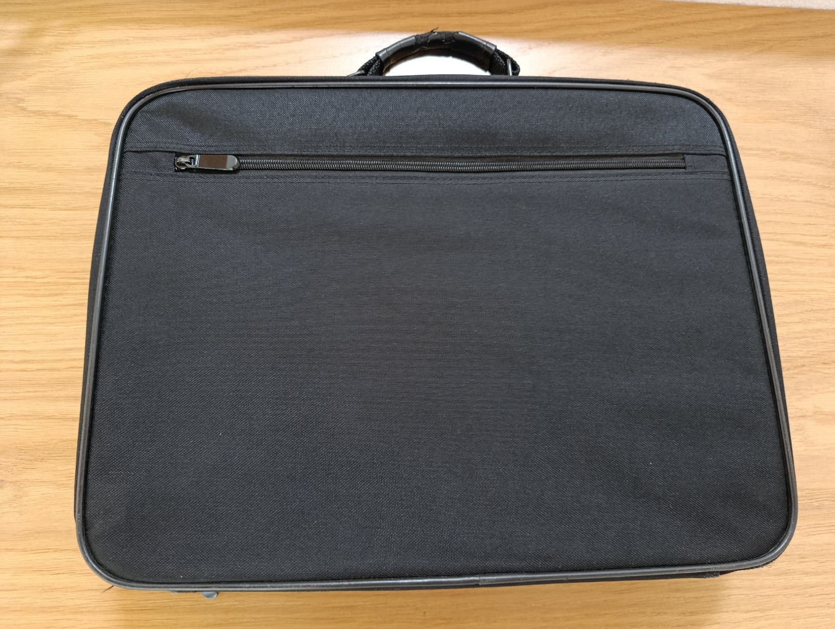 Koffer & Taschen: Valigetta per laptop – Gebraucht aus Ludiano von Mo_Bia 2