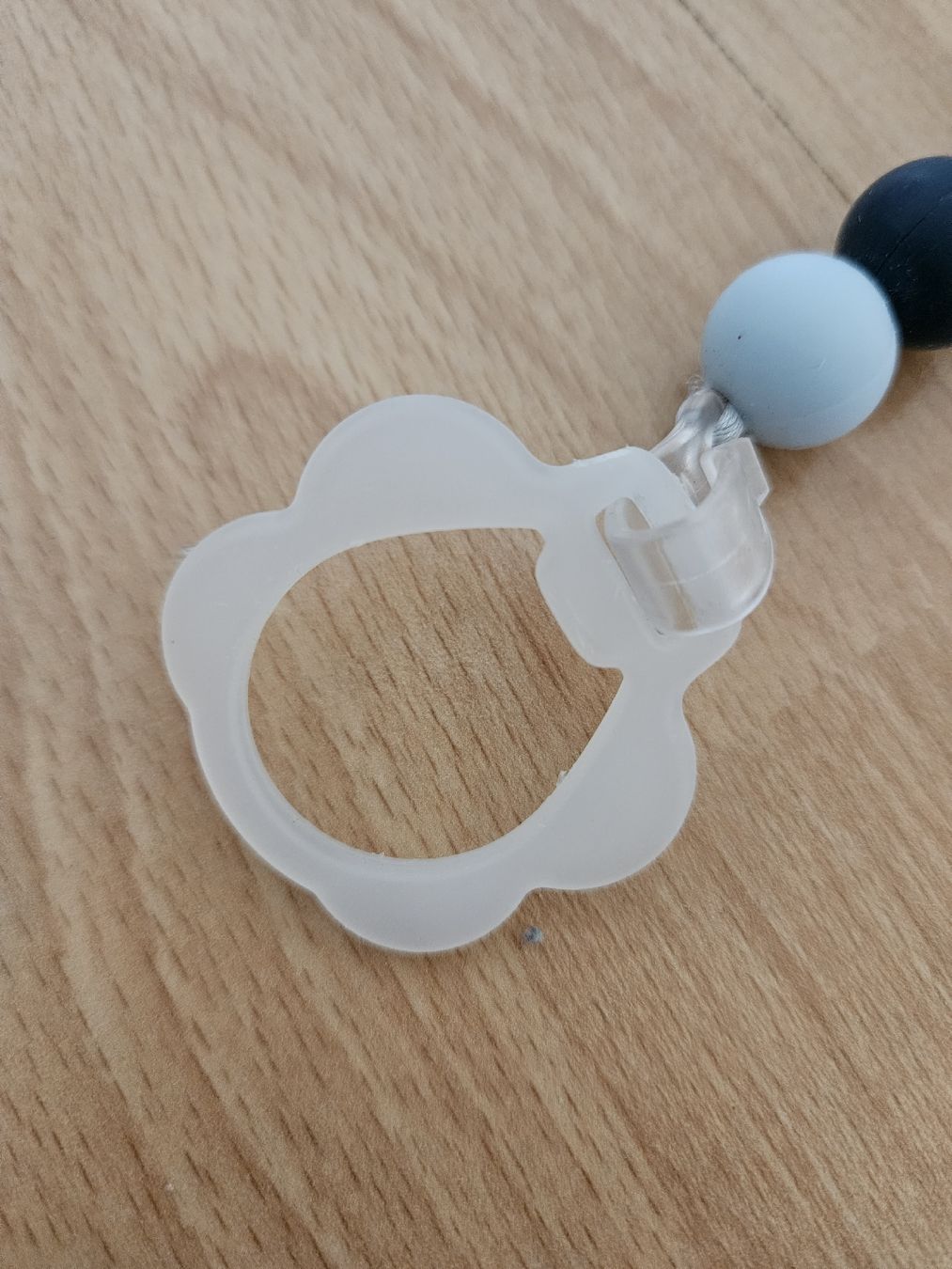 Succhiotti & catenelle porta ciuccio: Silikon Nuggikette blau – Nuovo (secondo la descrizione) da Zürich venduto da Kris8050 2
