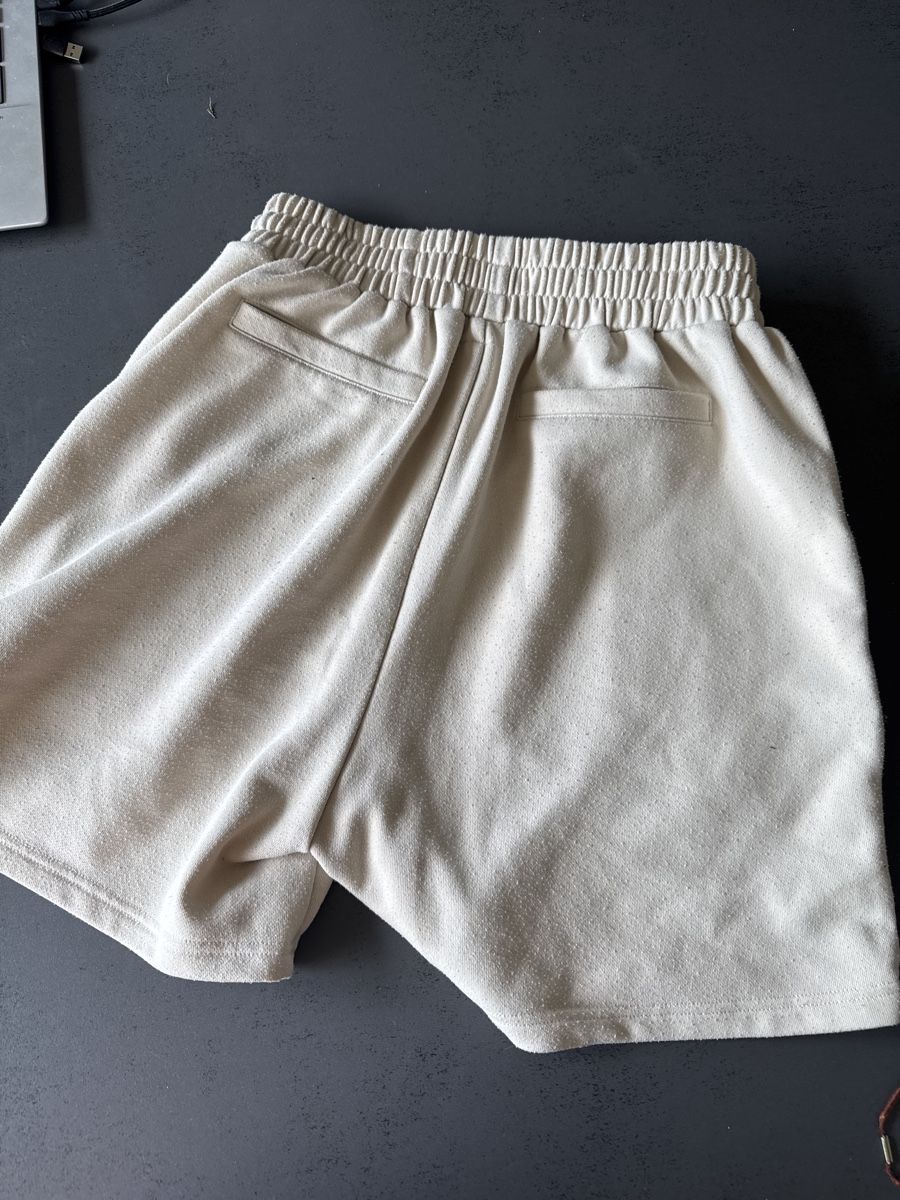 Pantaloni: Sixth June Shorts Beige Gr L – Usato da Schnottwil venduto da Garuso 2