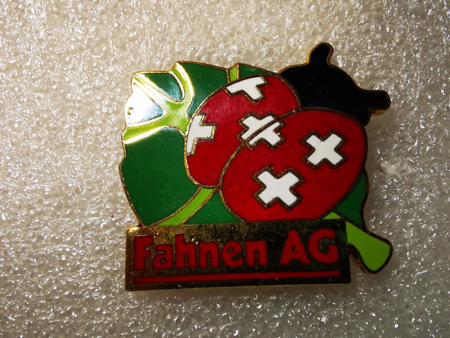 Placchette & Badge: Ansteckpin 3: Fahnen AG – Usato da Oppligen venduto da Pin-Fall-Shop