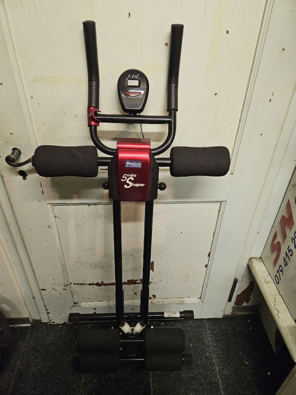 Hometrainer: Fitnessgerät "5mins Shaper" Bauchtrainer – Usato da Oberburg venduto da znas