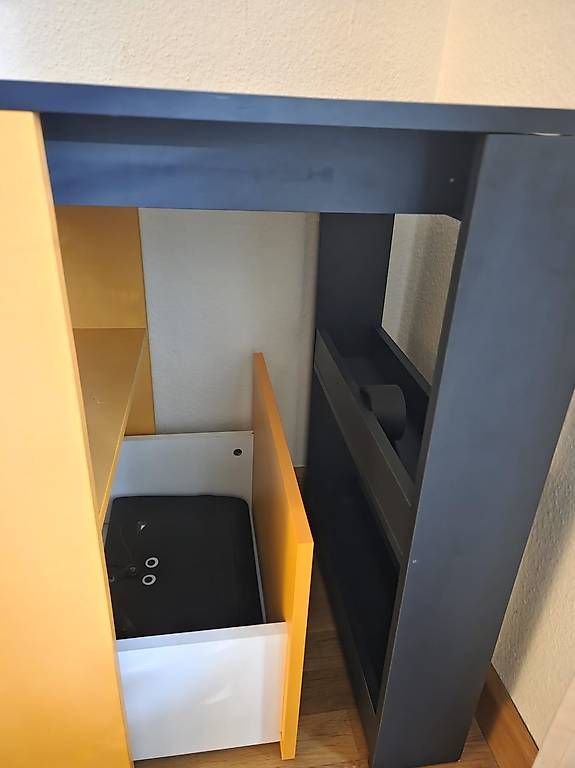 Schreibtische: Schreibtisch Kubus – Neu (gemäss Beschreibung) aus Basel von NIAa 3