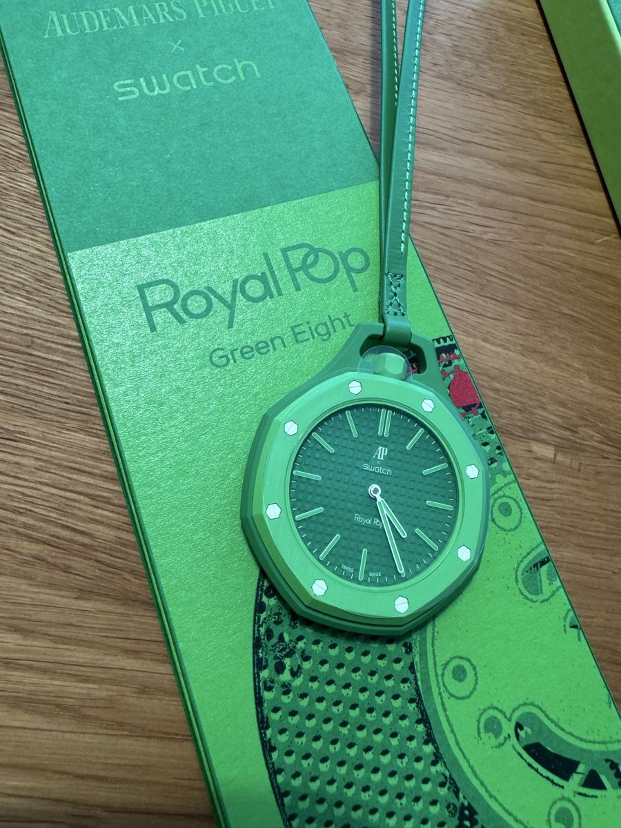 Swatch Orologi: AP x Swatch Royal Pop Green Eight – Nuovo e nell'imballaggio originale da Neuenhof venduto da miravesna