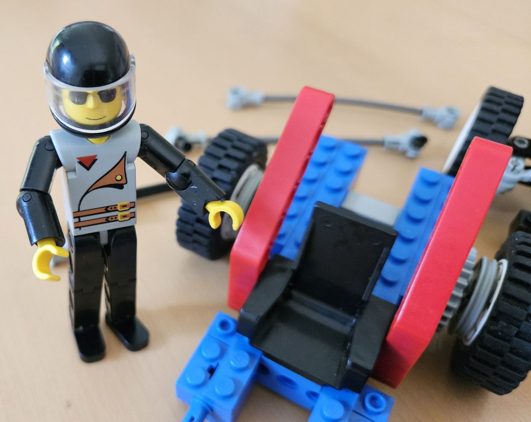 Lego Giocattoli: Lego Technic 8244 - Convertables (1996) – Usato da Schaffhausen venduto da asyouwestley 4