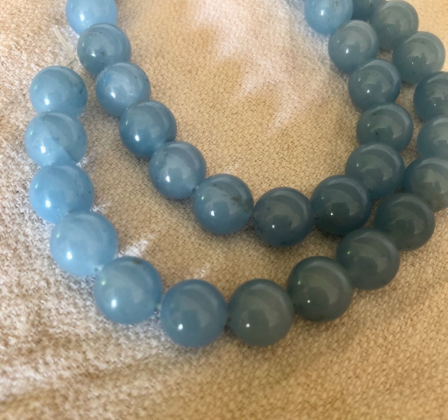 Pietre preziose: schöne "Aquamarin" Perlen 10mm - 1 Strang – Nuovo e nell'imballaggio originale da Ittenthal venduto da Hwaggis 1