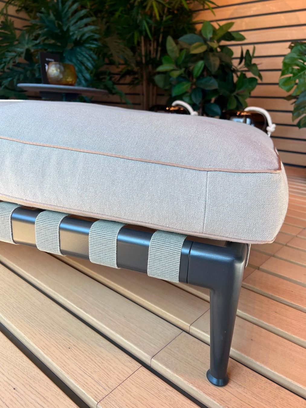 Flexform Chaises longues: Atlante Flexform Outdoorliege – D'occasion à Emmen par Davinci_Design 2