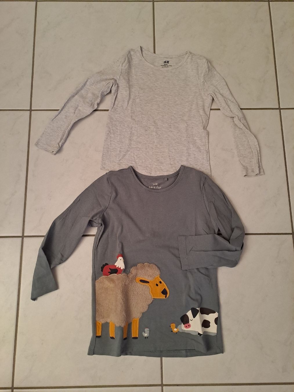 Kleiderpakete & -sets: Mädchen Kleider Set Grösse 110 – Gebraucht aus Untersiggenthal von Zehni8 6