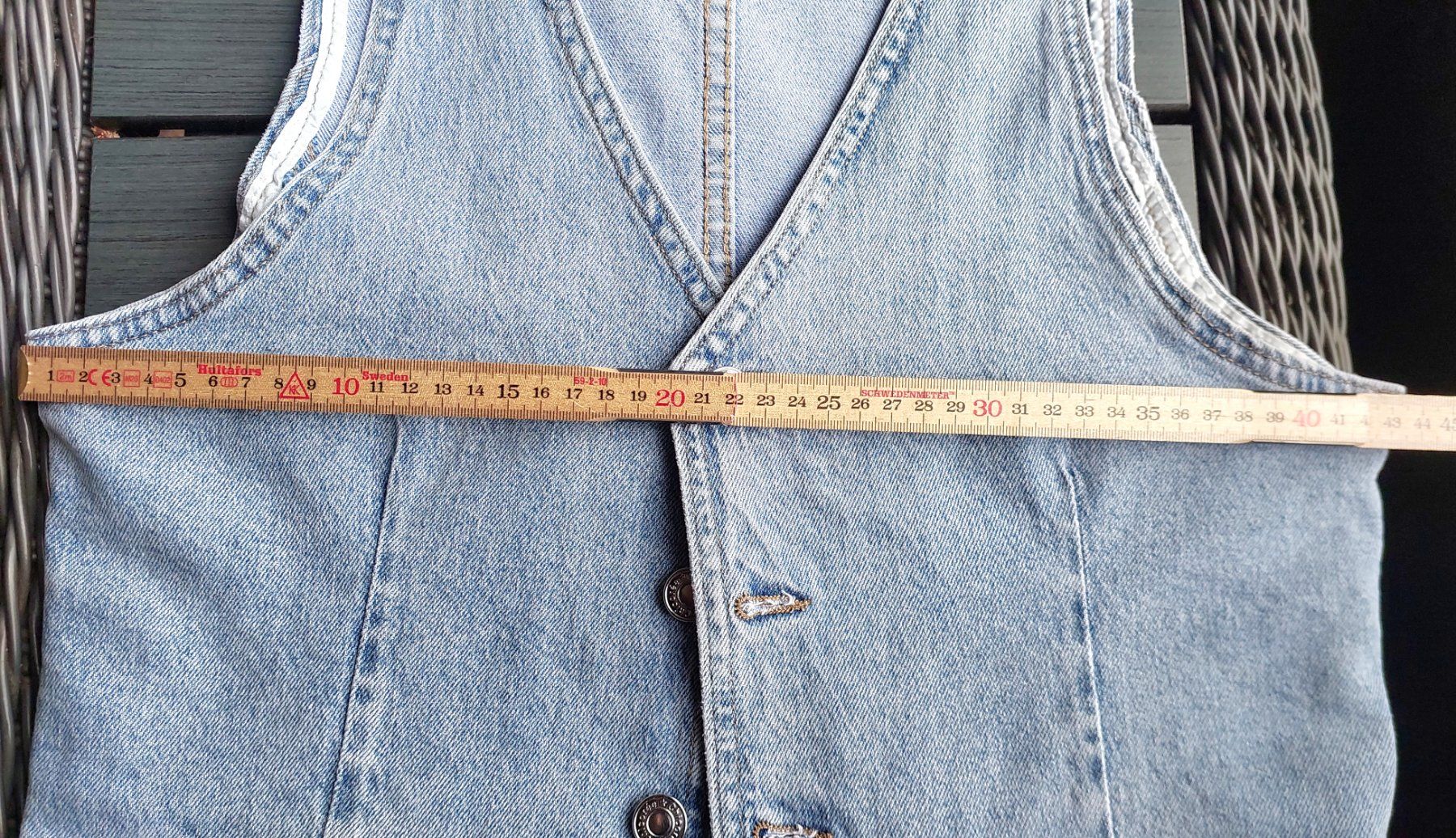 Gilet & Giacche senza maniche: Jeans Gilet – Usato da Brunnen venduto da CHOUCHOU. 1