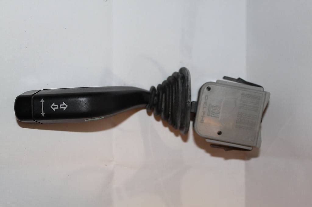 Tutti pezzi di ricambio auto: Subaru G3X Justy 1.5AWD Blinker Schalter – Usato da Domat-Ems venduto da Oiteli68 2