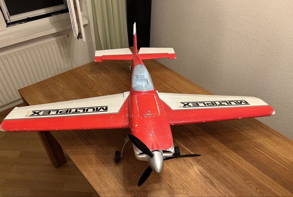 RC Flugzeug, Multiplex Extra 300 S, PNP (Gebraucht) in Würenlos für CHF ...
