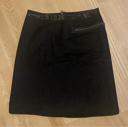 Tara Jarmon Rock Gr. 40 schwarz Elegant