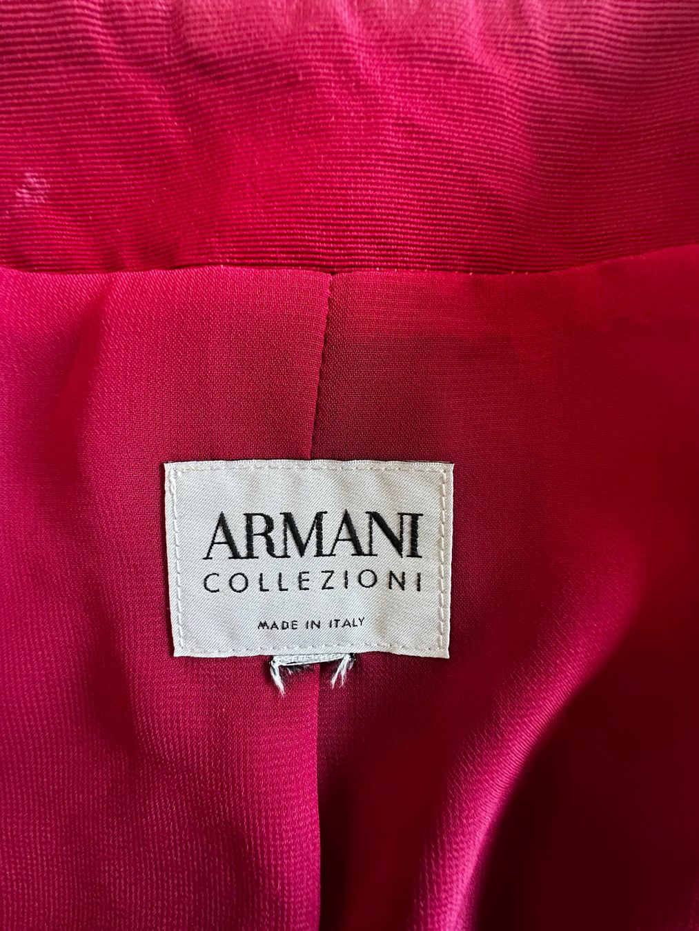 Armani Giacche: Armani Vintage Blazer Damen 46 – Usato da Liestal venduto da Ballybs 1