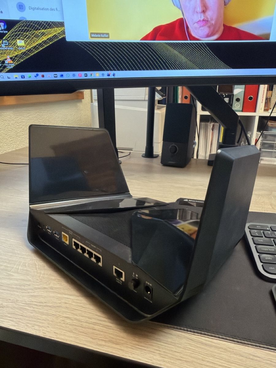 Netgear Modem & Router: Routeur  Netgear RAX200 Nighthawk - Performances optimales – Nuovo (secondo la descrizione) da Aclens venduto da lolo_blk 1