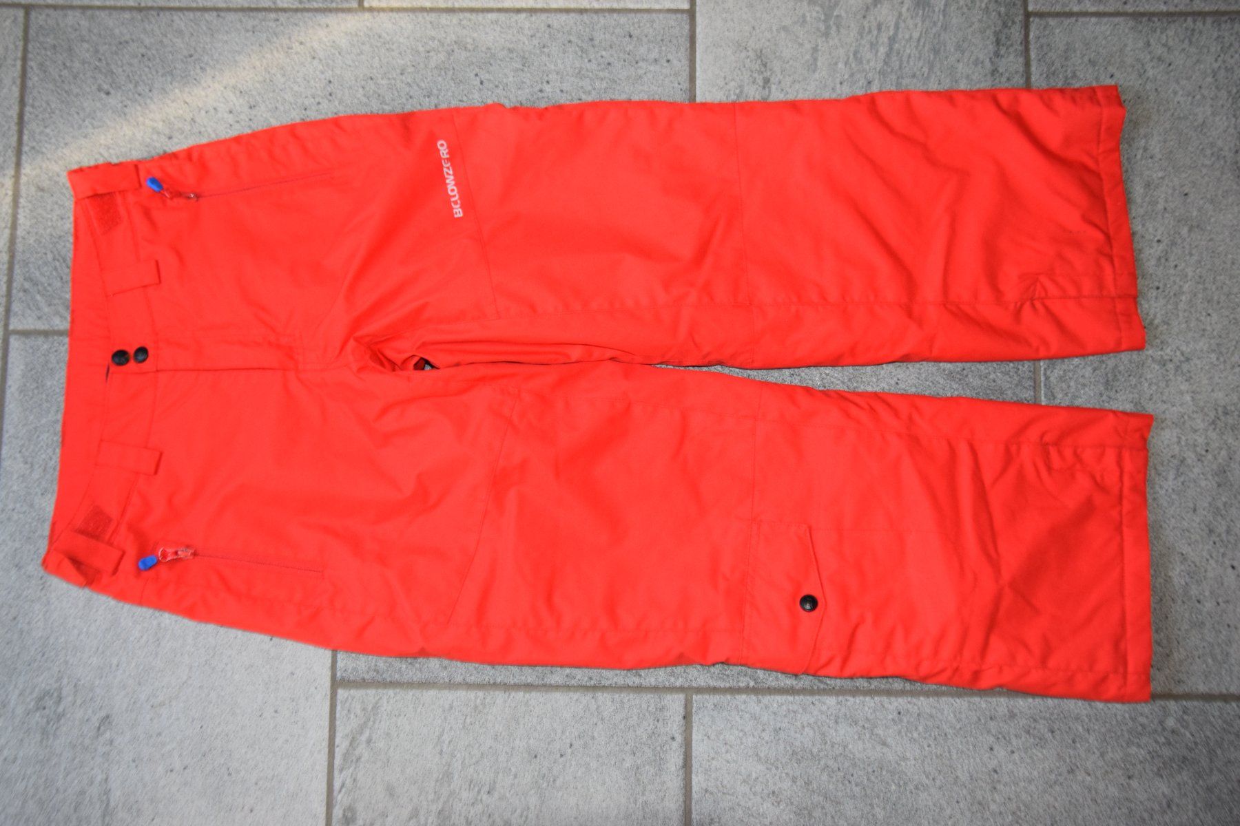Pantalons: Belowzero Skihose gr. 152 – D'occasion à Mezzovico par finsteraar