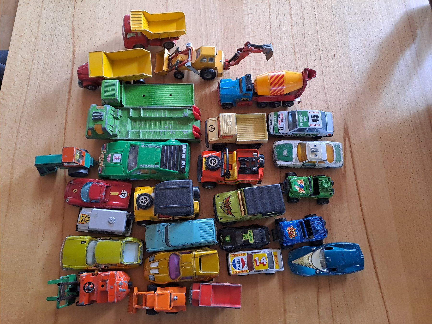 Voitures modèles: Spielzeug Auto Set – D'occasion à Kefikon TG par sandragruen 1