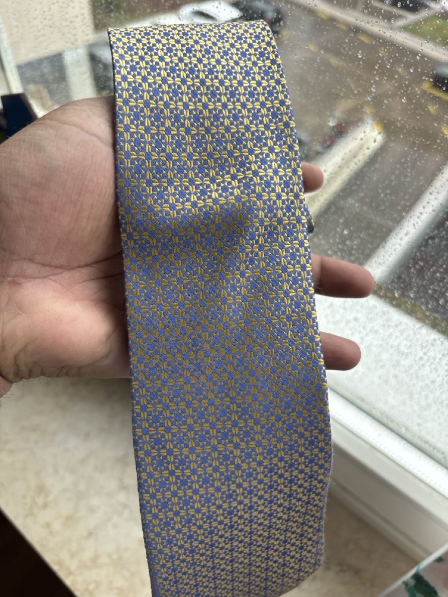 Cravatte: Marks & Spencer Luxury Necktie, patterned, blue and gold – Usato da Basel venduto da sid160 4