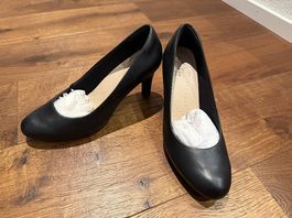 Clarks black shoes