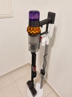 Dyson V15 Absolute Extra inkl. Floor Dok – Auktion ab CHF 1.