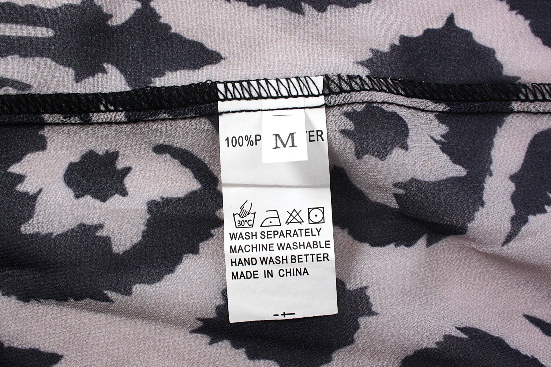 Arte internazionale: schwarz/grau Kimono-Cardigan M – Usato da Zollikofen venduto da Restwert_Zollikofen 4