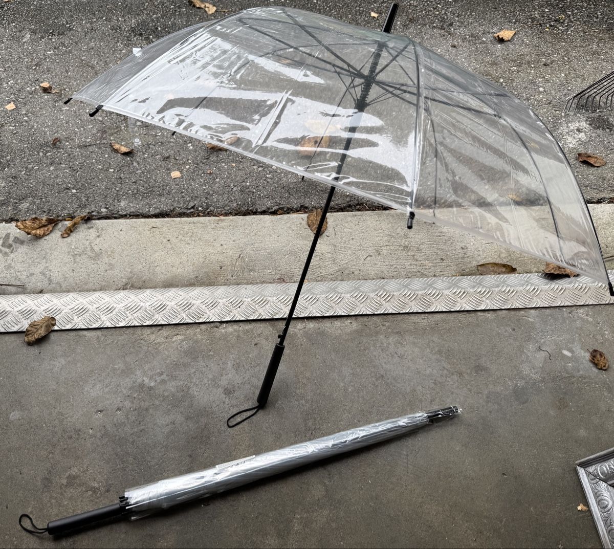 Ombrelli: Lot de 2 parapluie transparent - Mariage – Nuovo (secondo la descrizione) da Corjolens venduto da donod90 2
