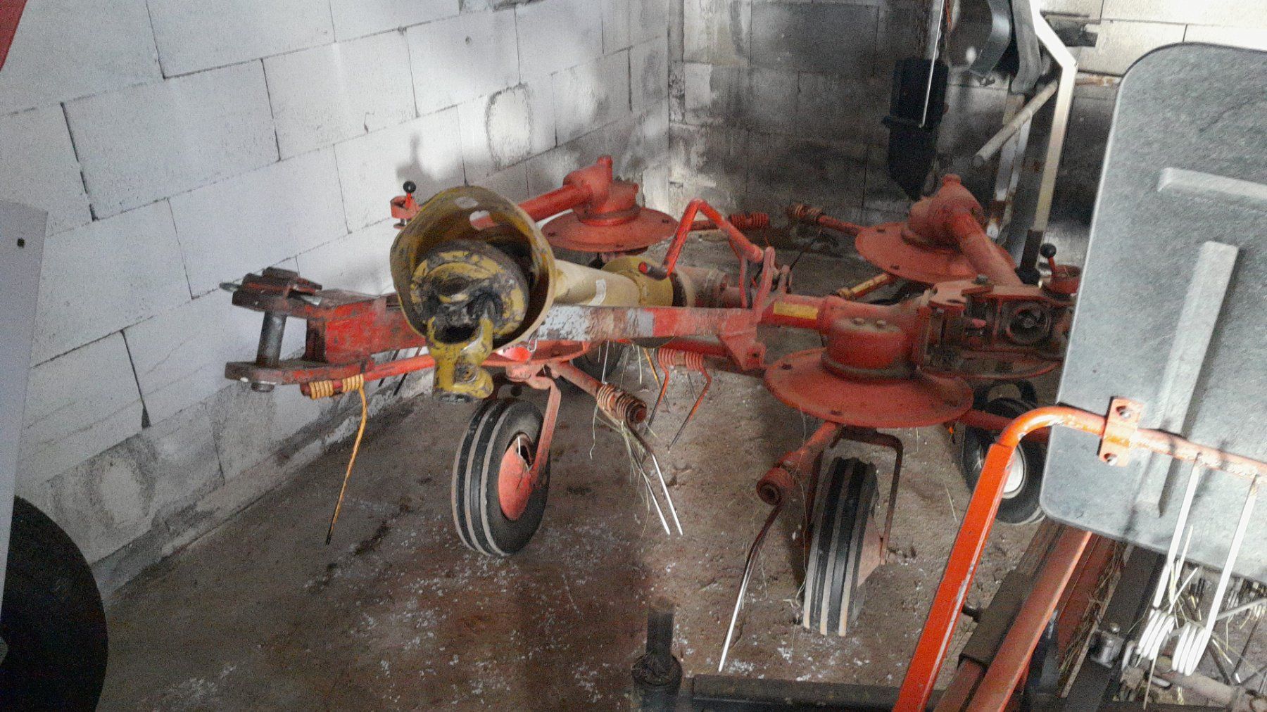 Reform Trattori: Reform Metrac 2002 – Usato da Lengnau AG venduto da Baggerbob 2