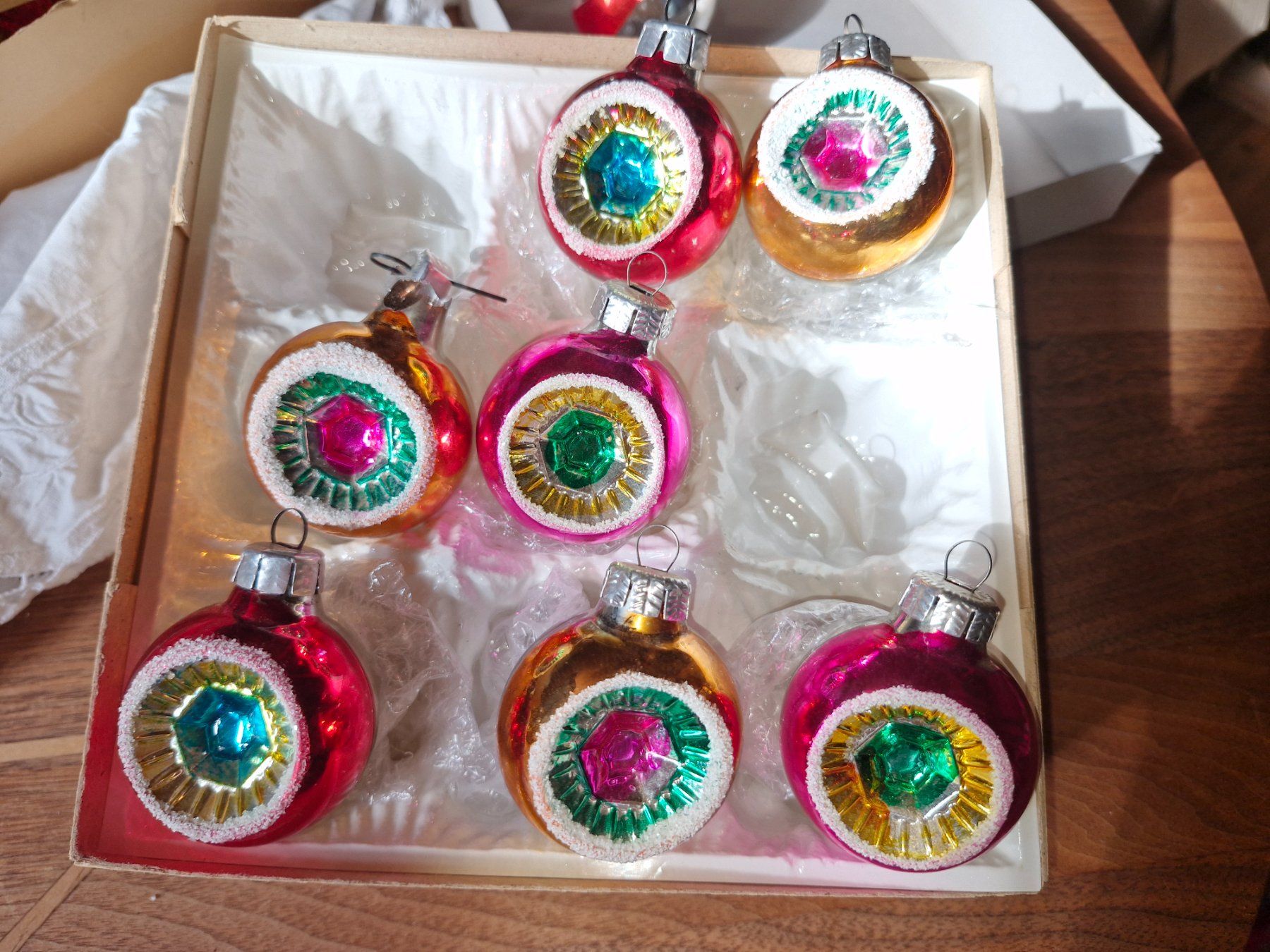 Alle Dekorationen: Alter Christbaumschmuck – Gebraucht aus Guarda von rue_bpd7