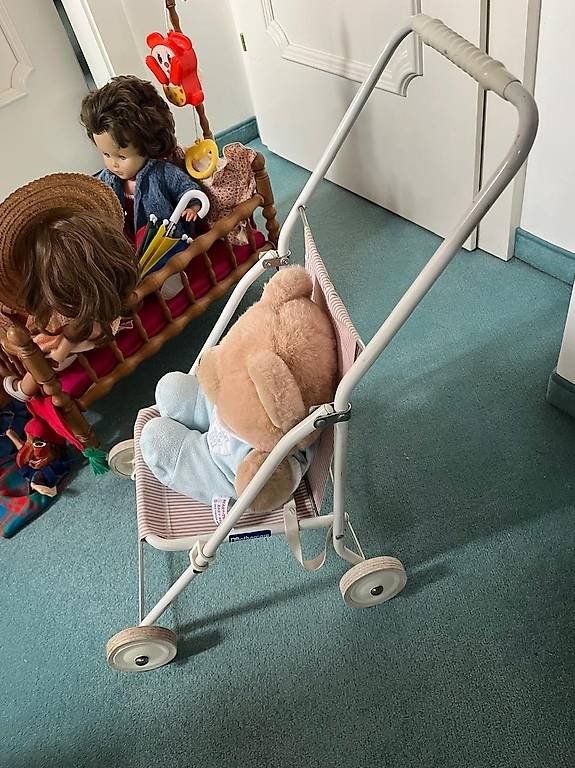 Giocattoli: Diverses Mädchen- bzw. Kinderspielzeug – Usato da Eschen venduto da evi_8xrh 3