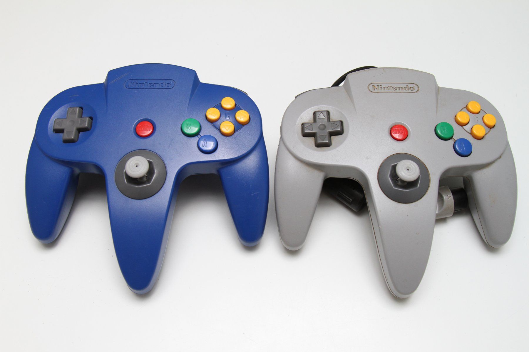 Nintendo Konsolen: N64 Konsole mit Spielen – Gebraucht aus Basel von camelot99 3