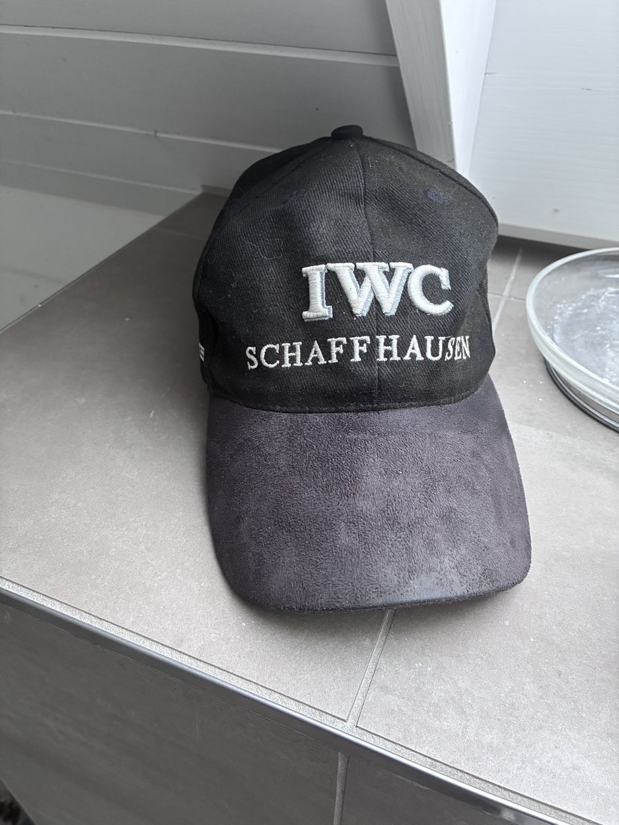 Copricapi, berretti & cappellini: IWC Schaffhausen AMG Cab – Nuovo (secondo la descrizione) da Ottikon venduto da Hifi-Guru